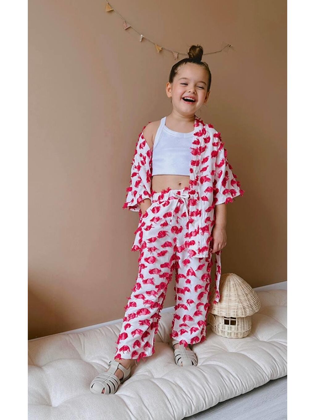Pembe Kız Çocuk Pamuklu Beyaz  Püskül Detaylı Kimono Ve Pantolon Takım-3