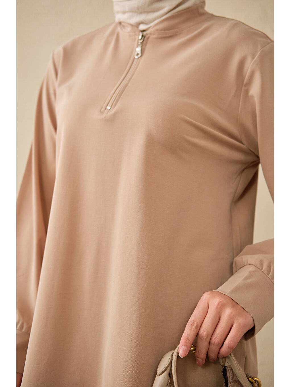 Bej Kadın Yarım Fermuarlı Yırtmaçlı Bisiklet Yaka Uzun Tunik Vizon-3