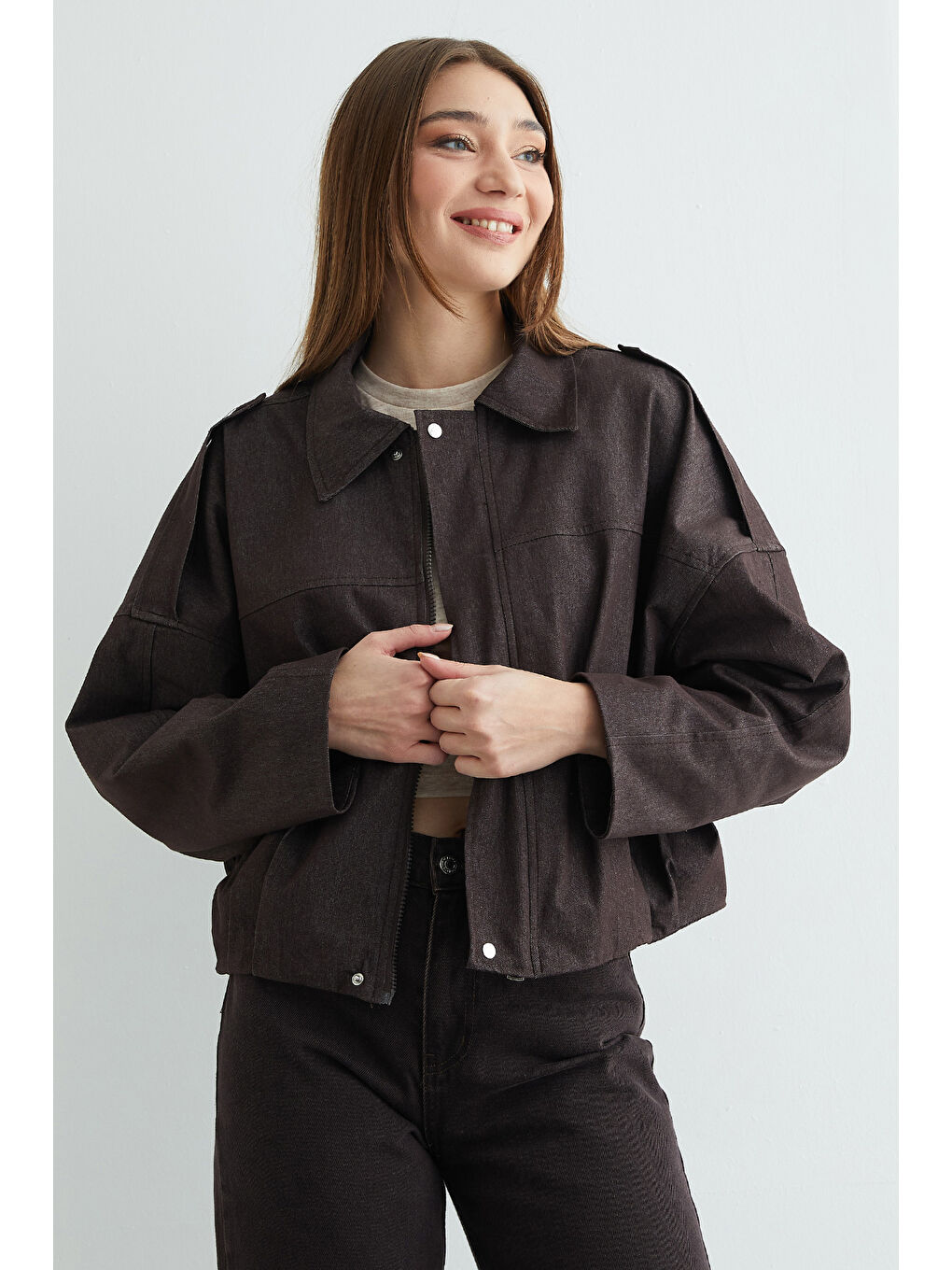 Kahverengi Fermuarlı Oversize Jean Ceket-4