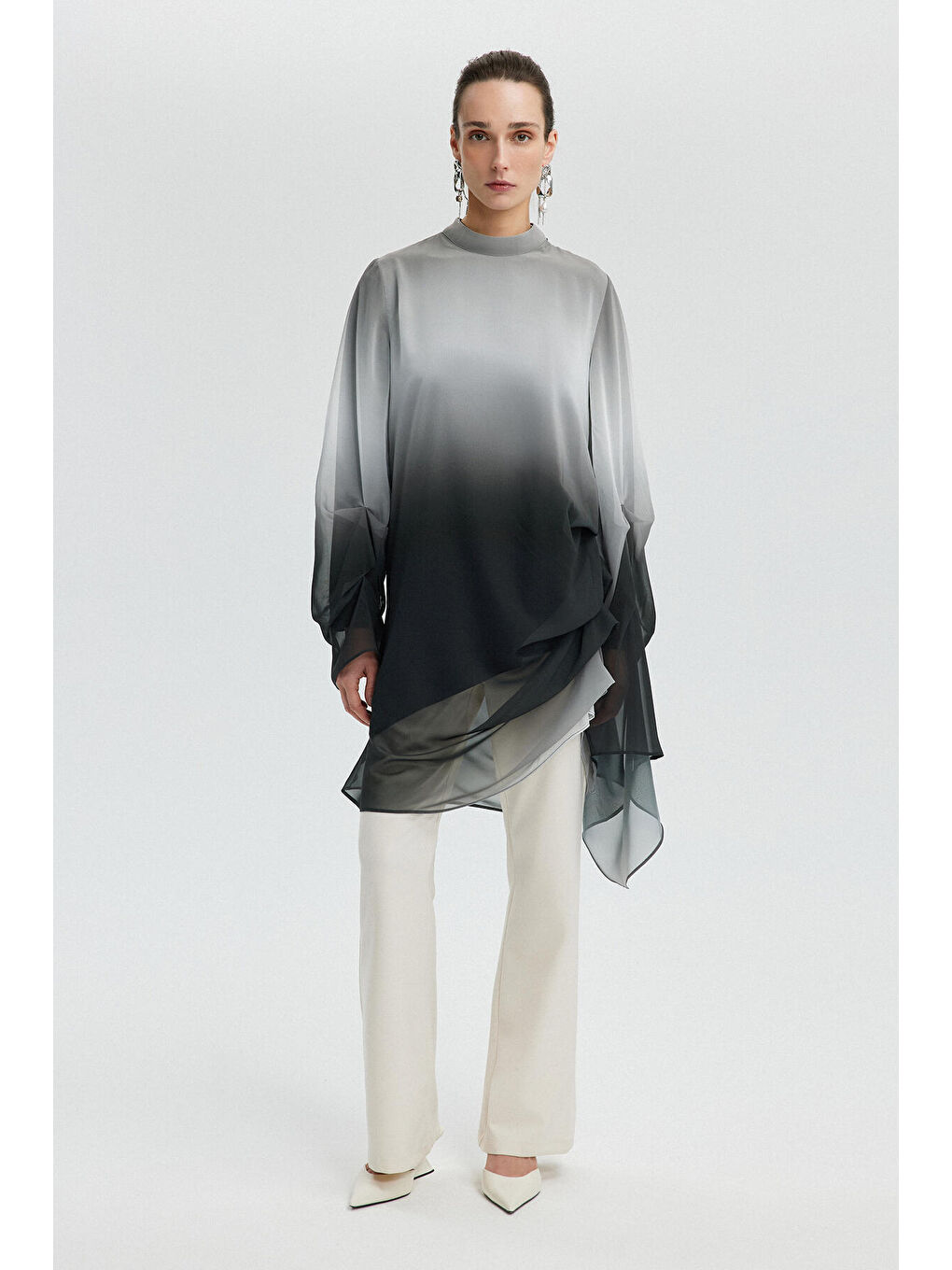 Siyah Kol Ve Etek Ucu Detaylı Şifon Tunik-1