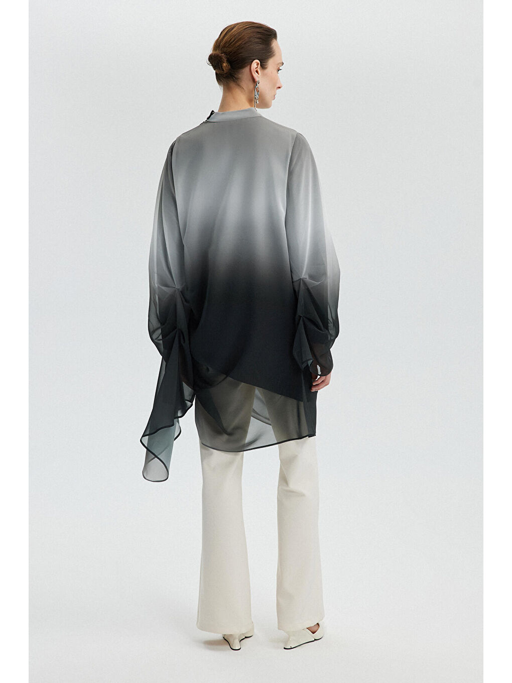 Siyah Kol Ve Etek Ucu Detaylı Şifon Tunik-4