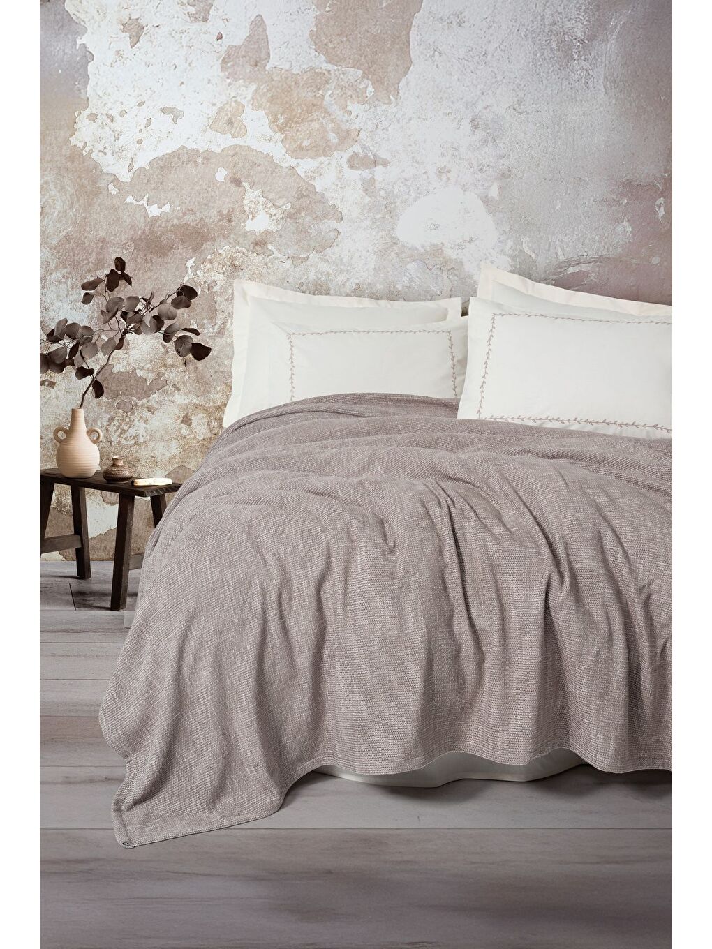 Karışık Pamuk Box Embrova Çift Kişilik Pike Takımı Şönil Loom Bej