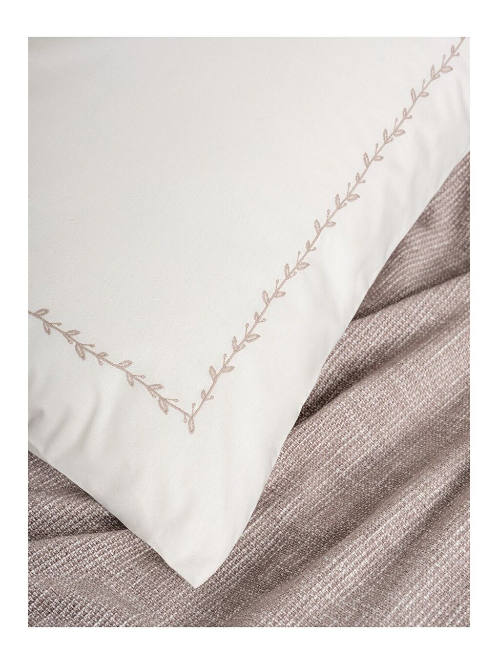 Karışık Pamuk Box Embrova Çift Kişilik Pike Takımı Şönil Loom Bej-2