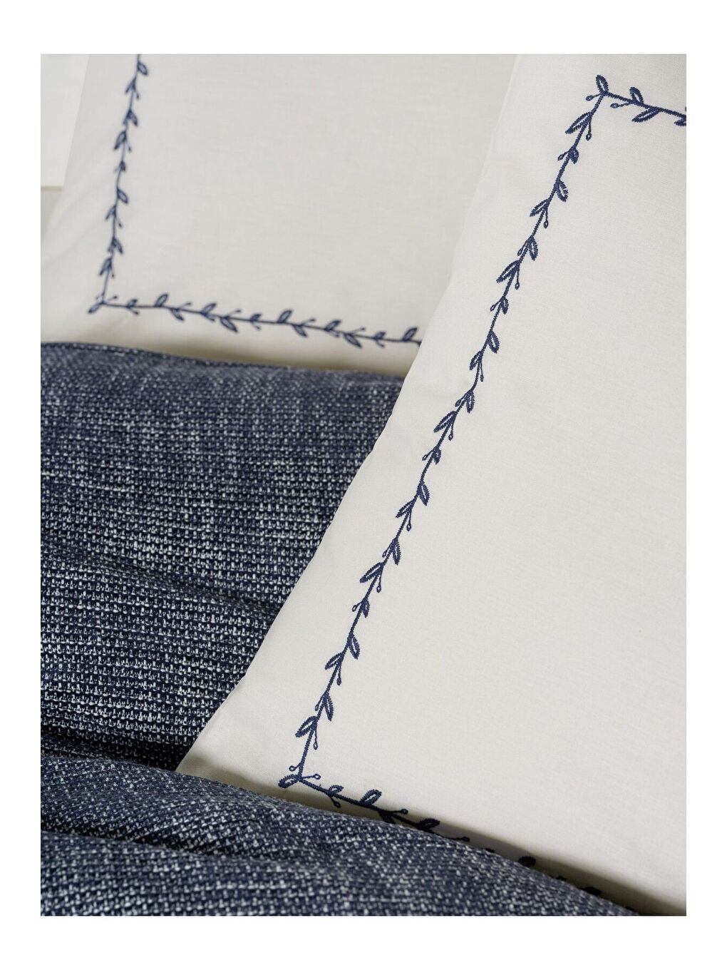 Karışık Pamuk Box Embrova Çift Kişilik Pike Takımı Şönil Loom Lacivert-2