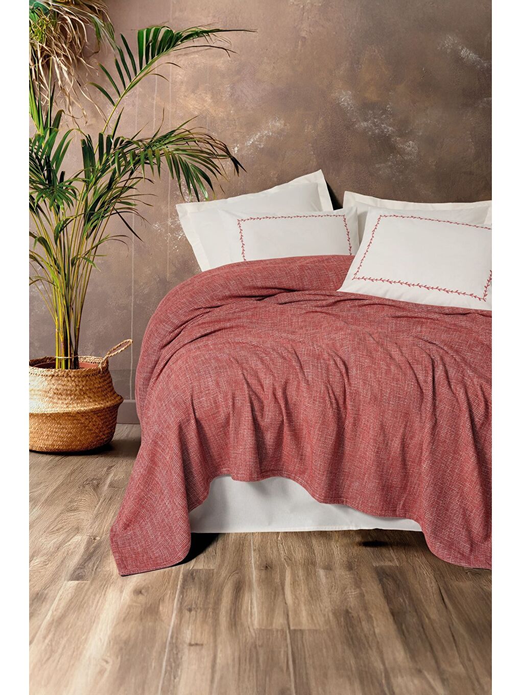 Karışık Pamuk Box Embrova Çift Kişilik Pike Takımı Şönil Loom Bordo