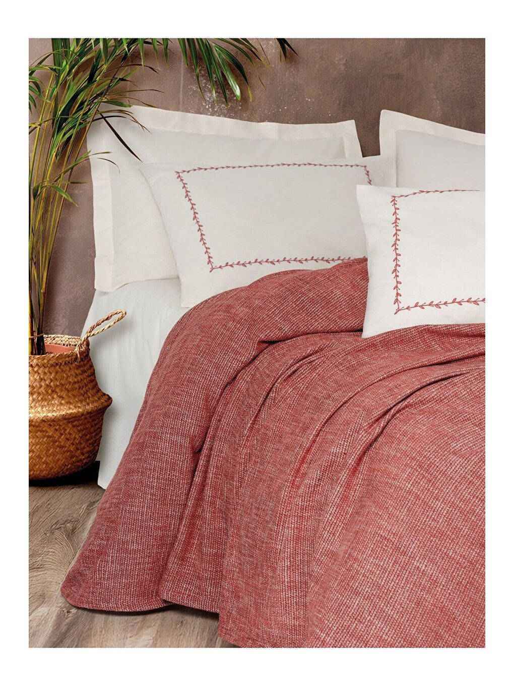 Karışık Pamuk Box Embrova Çift Kişilik Pike Takımı Şönil Loom Bordo-1