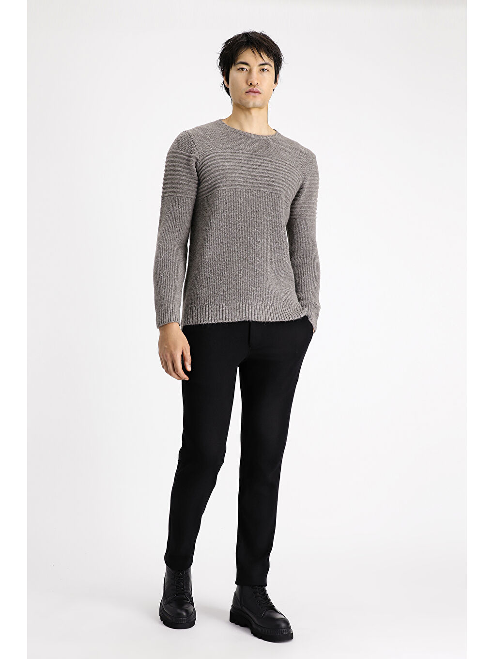 Bej Bisiklet Yaka Regular Fit Çizgili Triko Büyük Beden Kazak-1