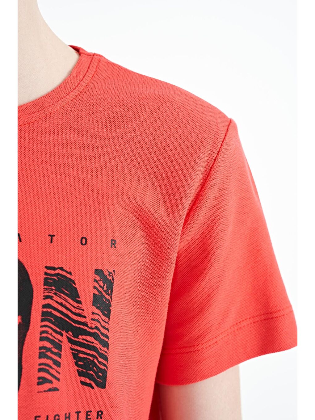 Kırmızı Coral Ön Yazı Nakışlı O Yaka Standart Kalıp Erkek  Çocuk Tişört - 11118-2