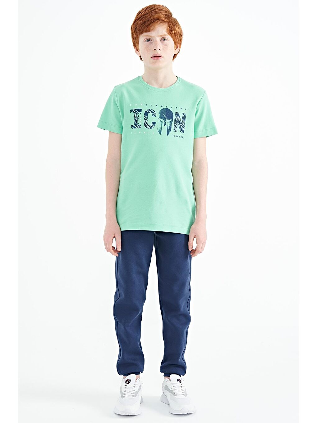 Turkuaz Su Yeşili Ön Yazı Nakışlı O Yaka Standart Kalıp Erkek  Çocuk Tişört - 11118-1