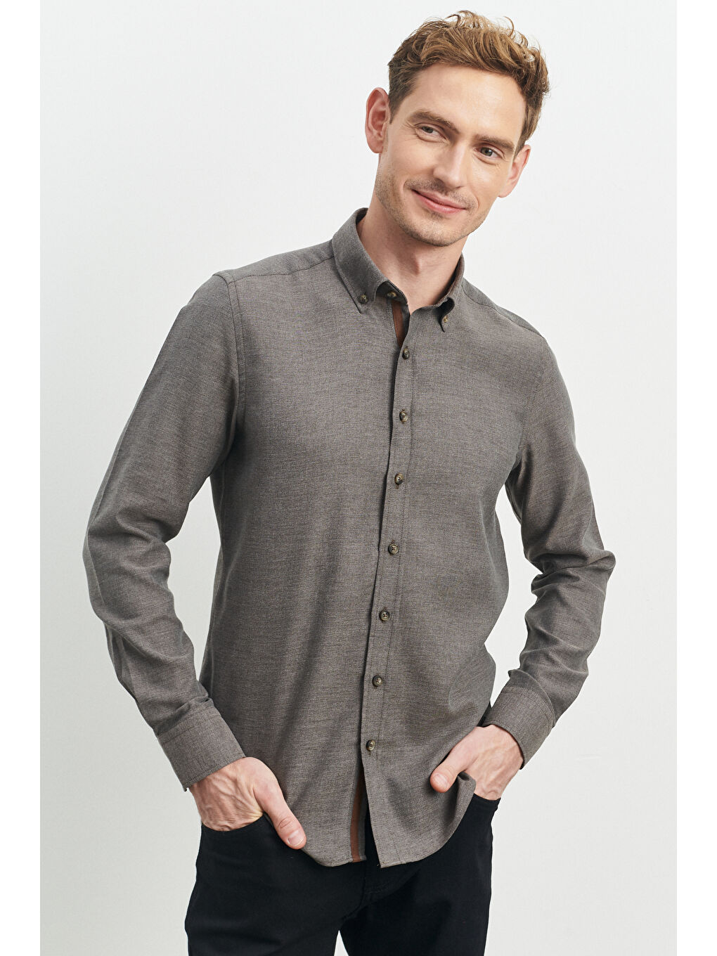 Erkek Kahverengi Slim Fit Dar Kesim Düğmeli Yaka Flanel Oduncu Gömlek