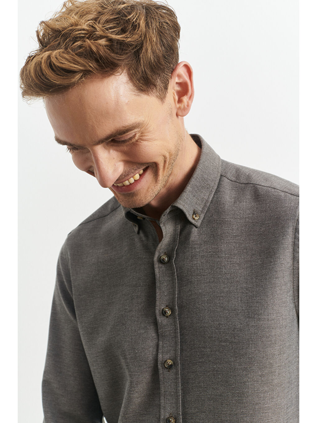 Erkek Kahverengi Slim Fit Dar Kesim Düğmeli Yaka Flanel Oduncu Gömlek-2