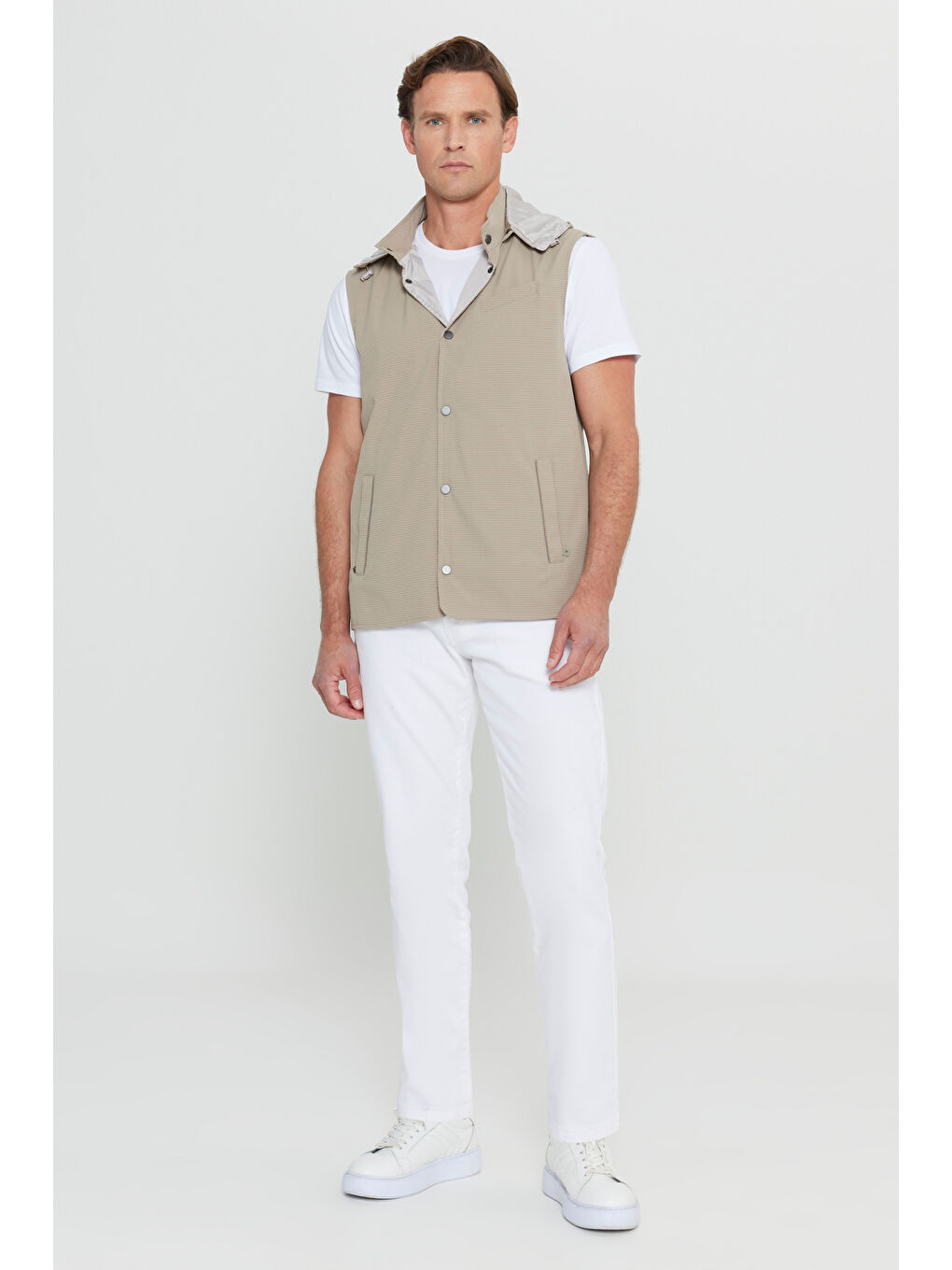 Erkek Bej Standart Fit Normal Kesim Desenli Casual Yelek-4