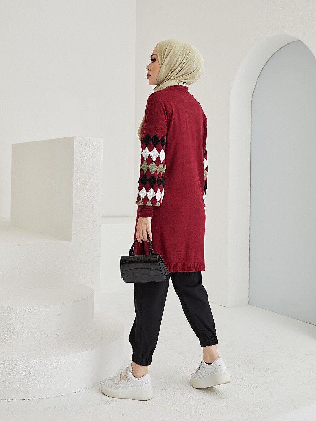 Kolu İşlemeli Bordo Kadın Triko Kazak-6
