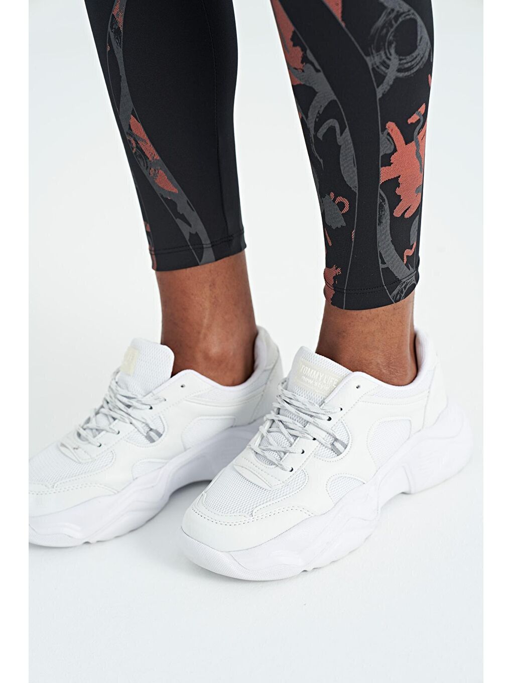 Siyah Ön Arka Bilekleri Baskılı Yüksek Bel Slim Fit Kadın Tayt - 94634-4