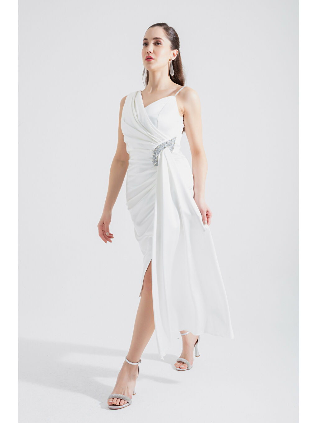 Kadın Beyaz Tek Omuzlu Taşlı Midi Abiye Elbise-1
