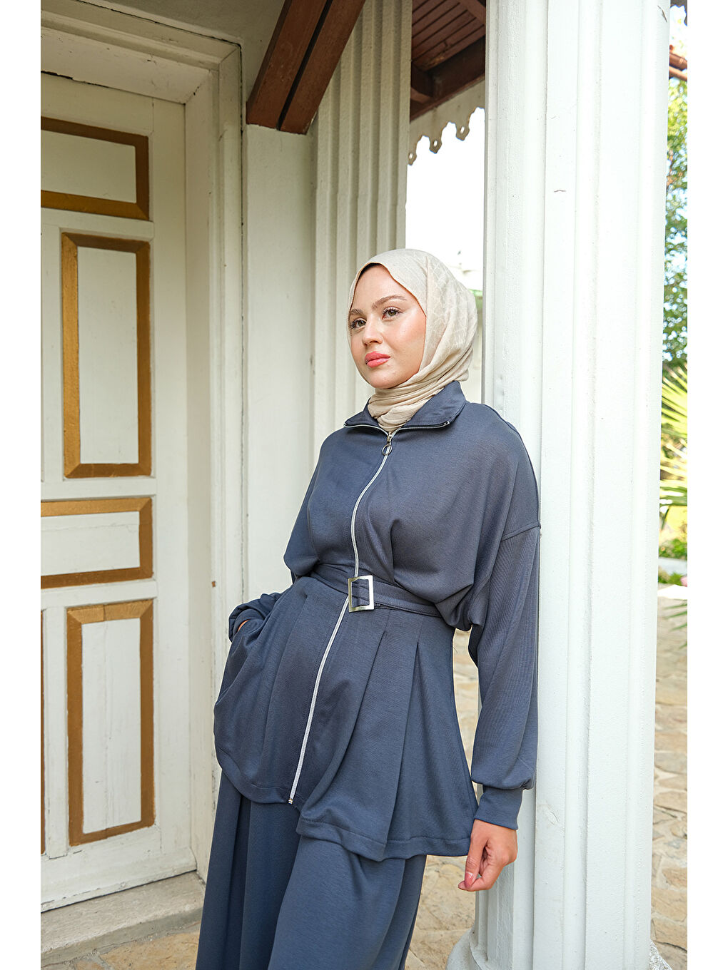 Gri Kadın Beli Pile Detaylı Takım Füme-1