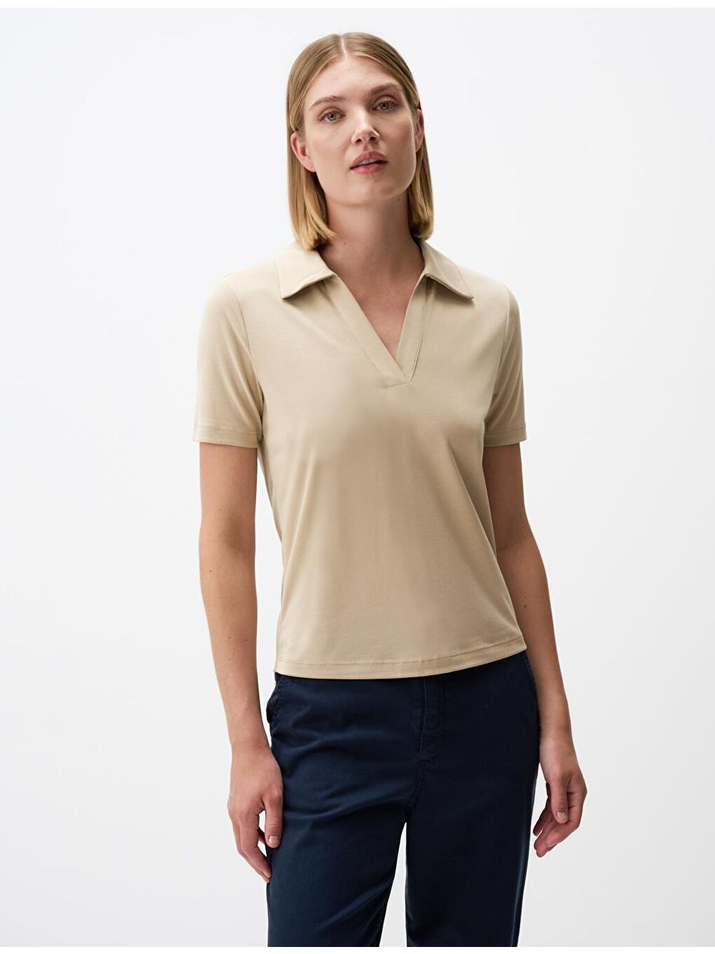 Bej Vizon V Yaka Kısa Kollu Basic Örme Tişört-2