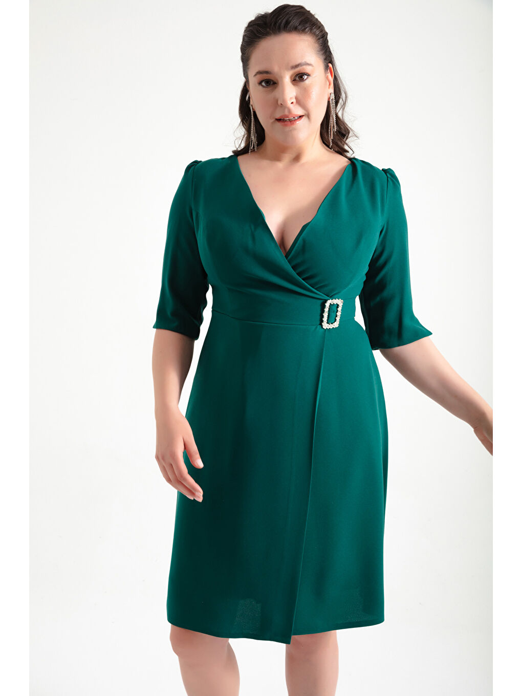 Kadın Zümrüt Yeşili V Yaka Süs Kemerli Büyük Beden Abiye Elbise-1