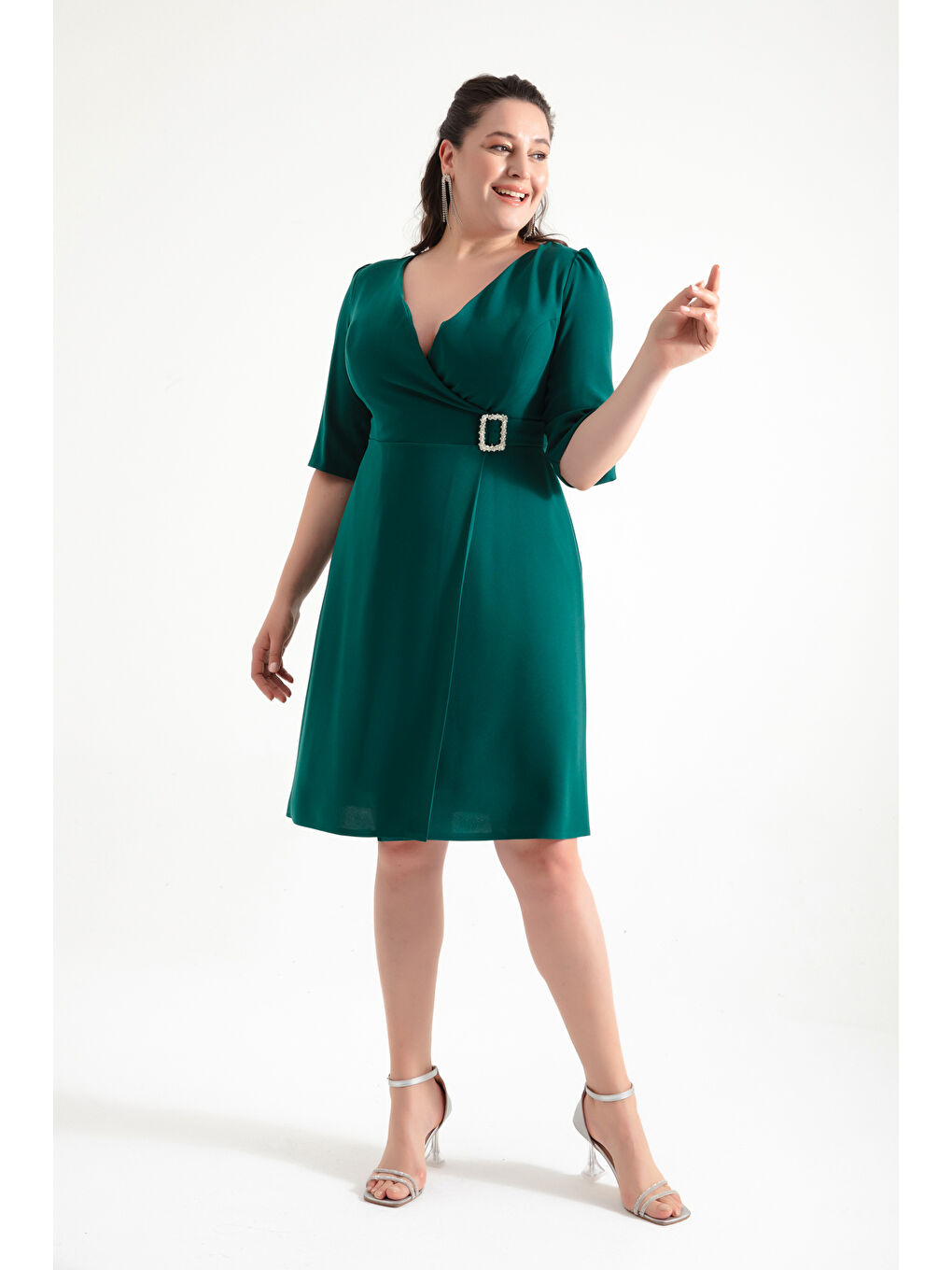 Kadın Zümrüt Yeşili V Yaka Süs Kemerli Büyük Beden Abiye Elbise-3