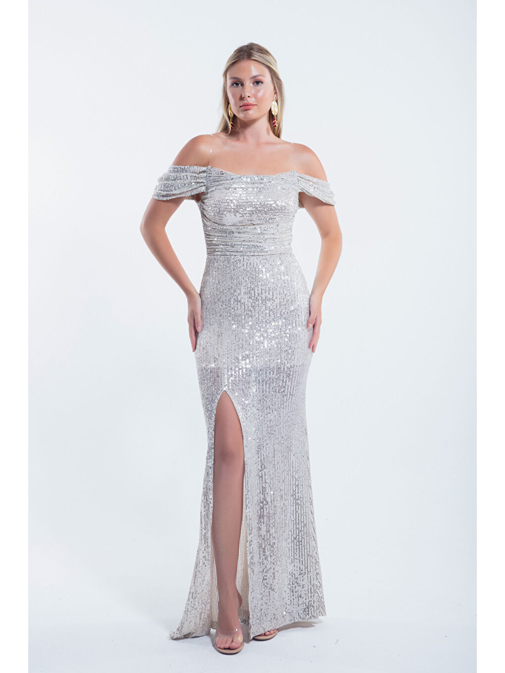 Sarı Kadın Gold Pul Payetli Uzun Abiye Elbise