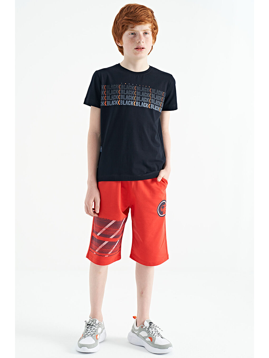 Lacivert Yazı Baskılı O Yaka Standart Kalıp Erkek Çocuk Tişört - 11149-1