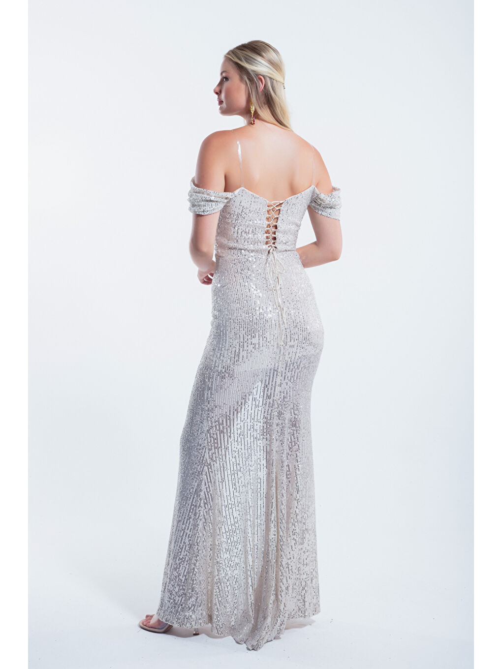 Sarı Kadın Gold Pul Payetli Uzun Abiye Elbise-4