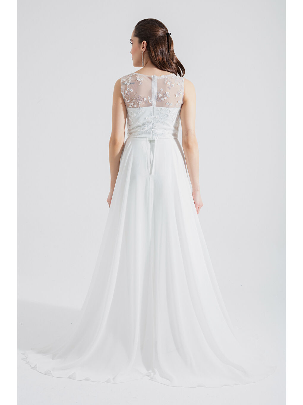 Kadın Beyaz Şifon Abiye Tulum-4