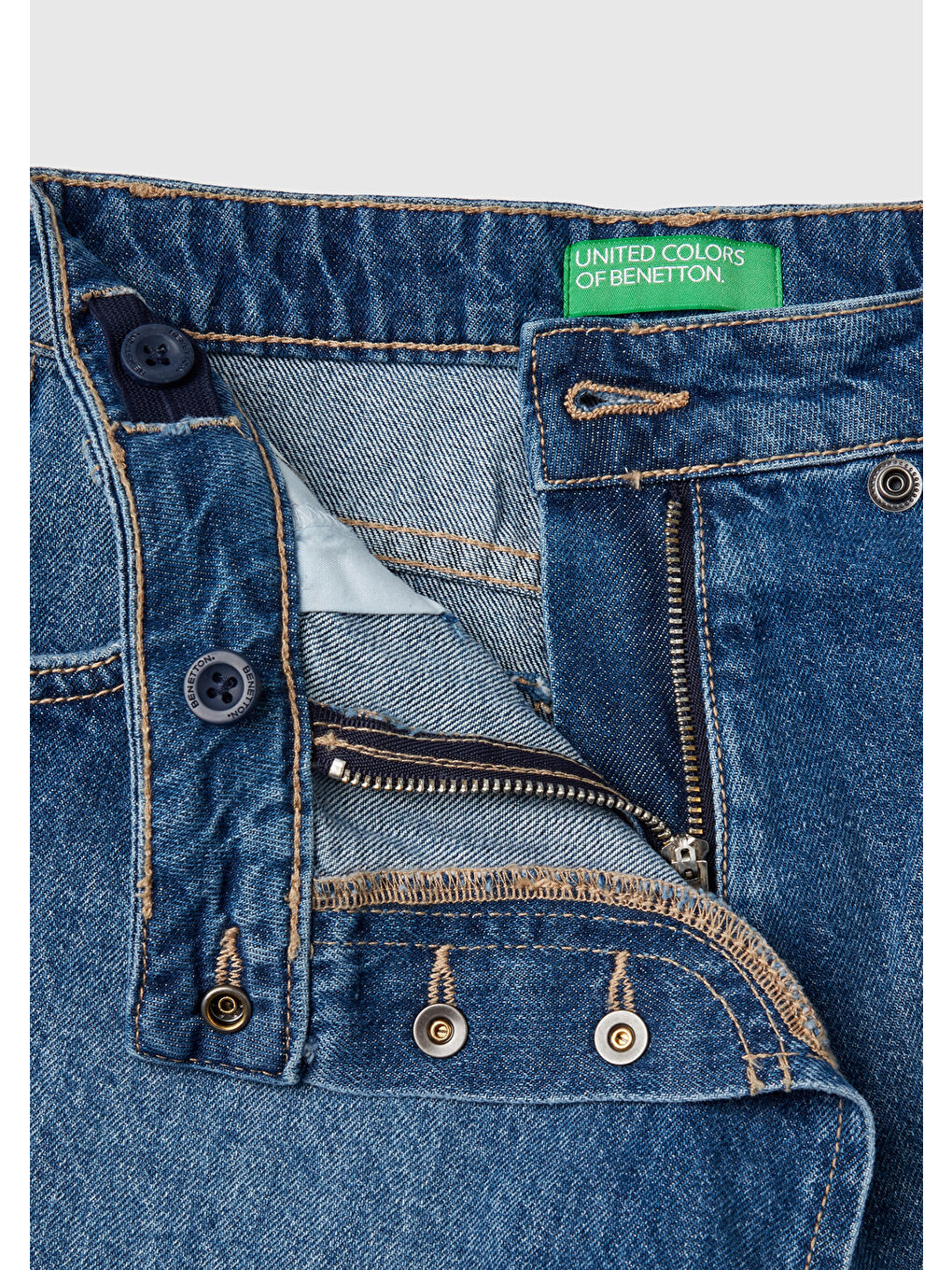 United Colors Of Benetton Kız Çocuk Lacivert Kemer Delilikli Düğme Detaylı 4 Cepli Denim Şort - 2