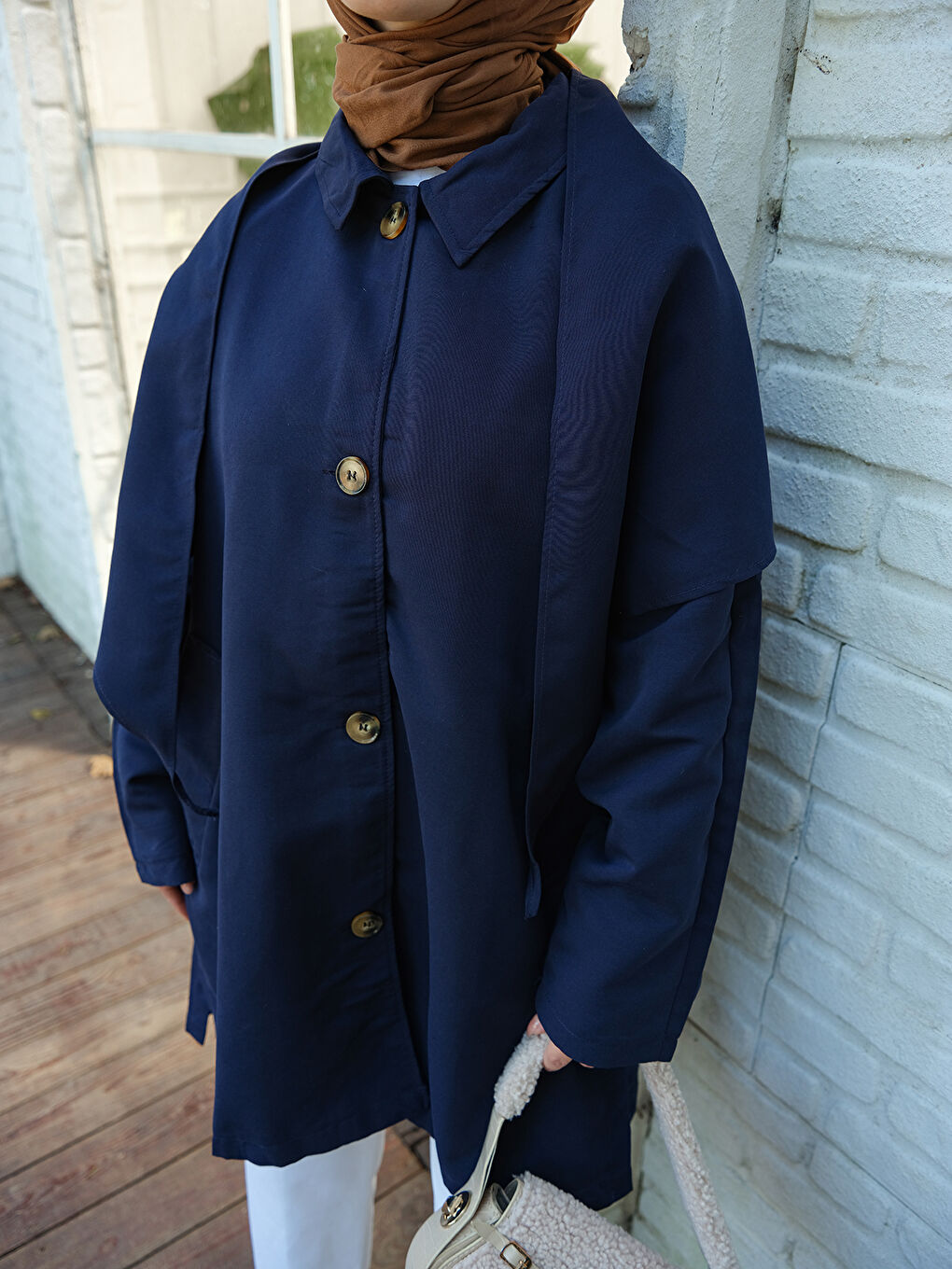 Kadın Cep Detay Pelerinli Ceket Lacivert-4