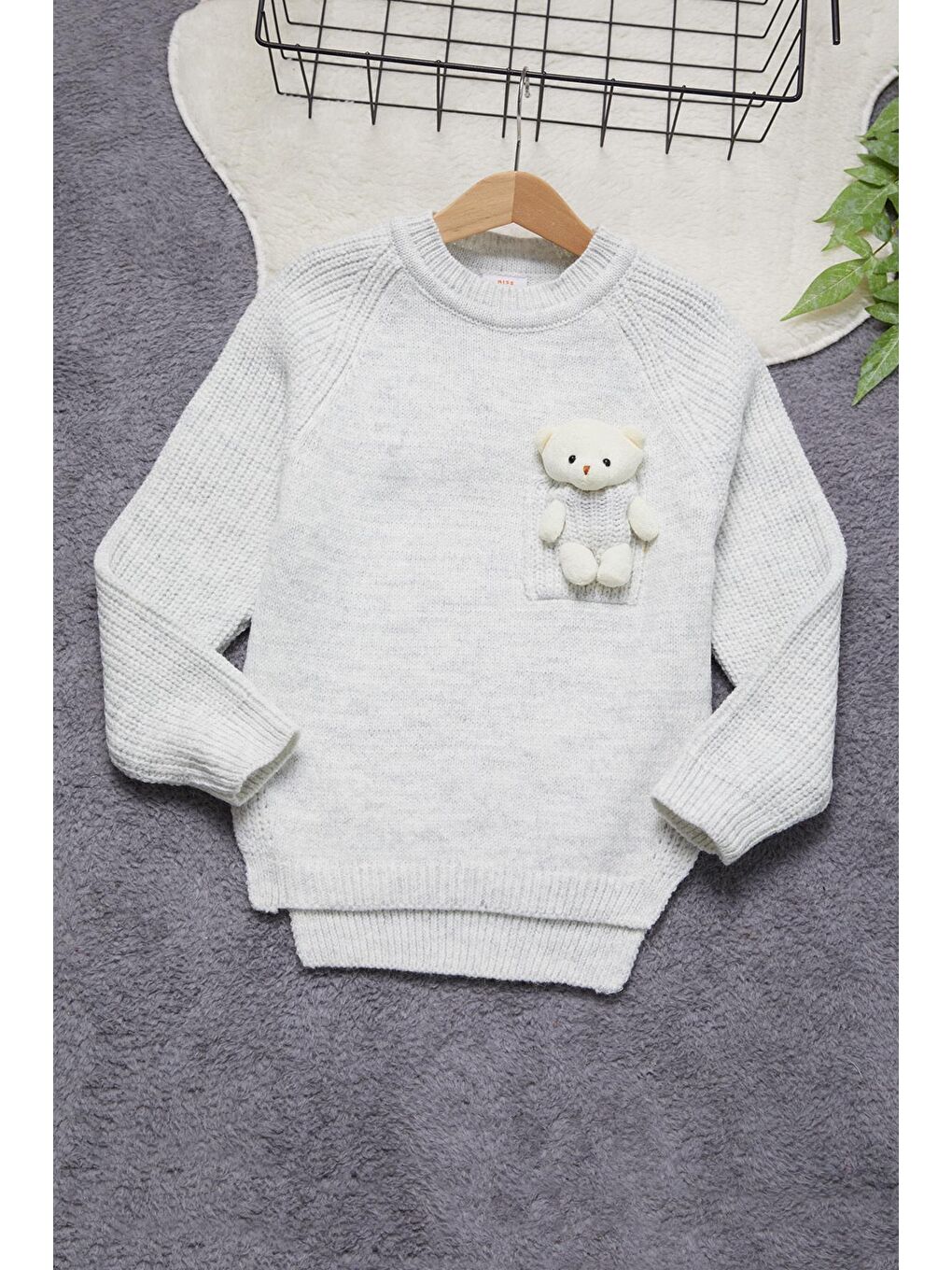 Gri Kız Çocuk Cep Ayıcıklı Triko Kazak 14641