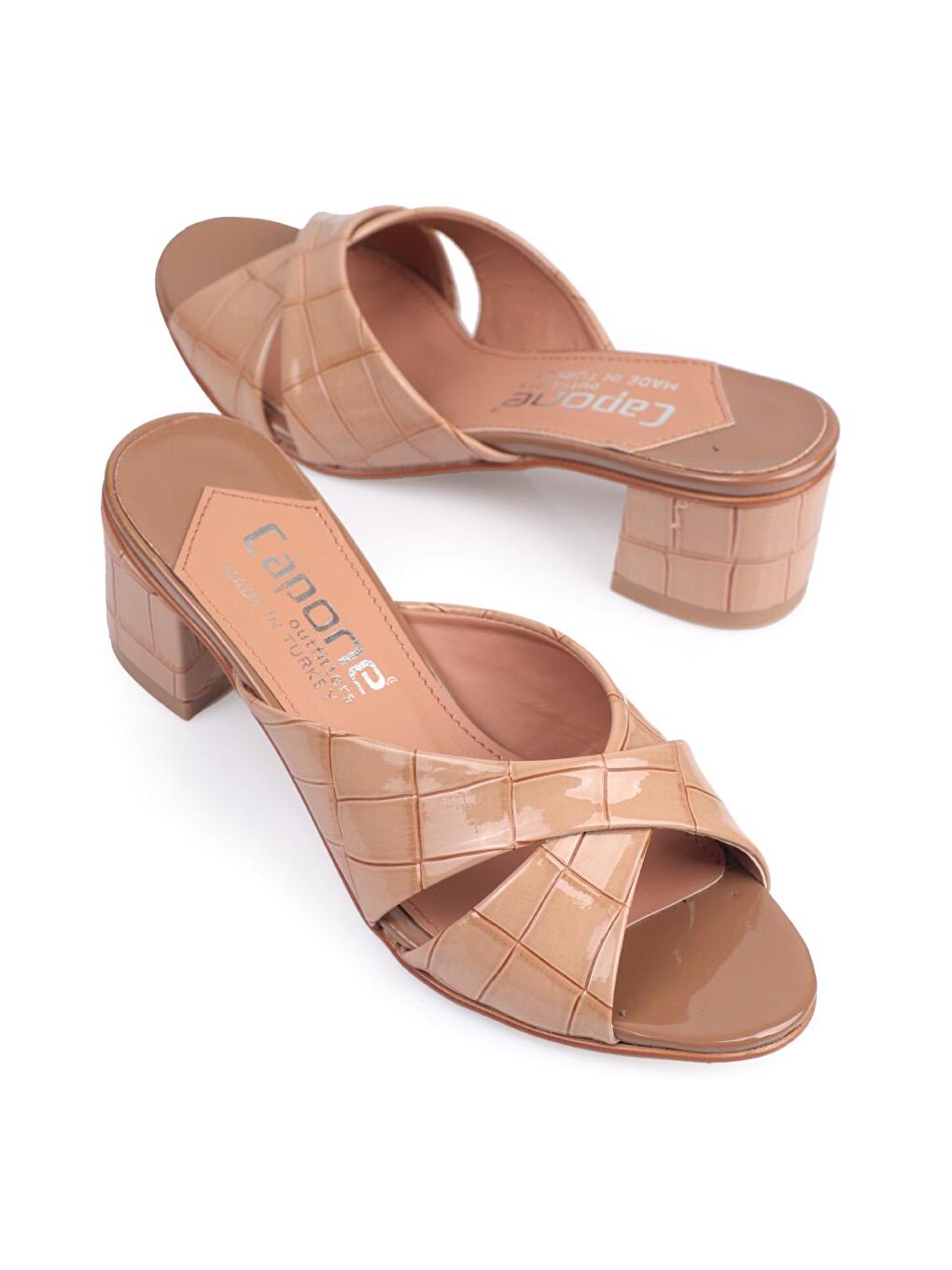 Bej Taya Çapraz Bantlı Kadın Terlik