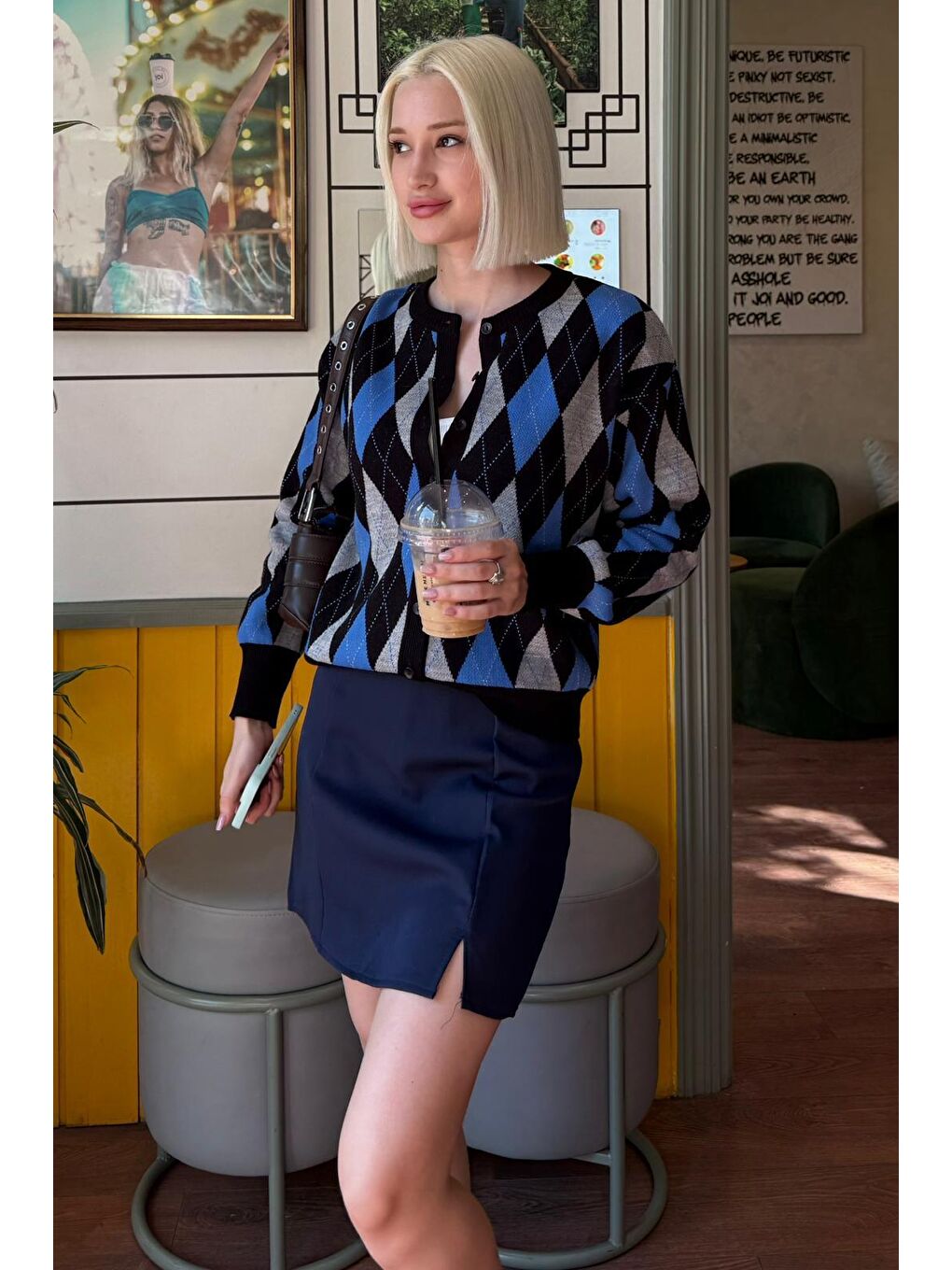 Siyah Baklava Desenli Bisiklet Yaka Kadın Hırka Mg2496-5