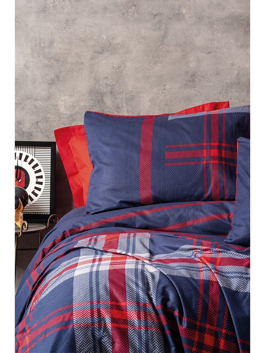 Karışık Pamuk Box Masculine Çift Kişilik Nevresim Takımı Abel Kirmizi