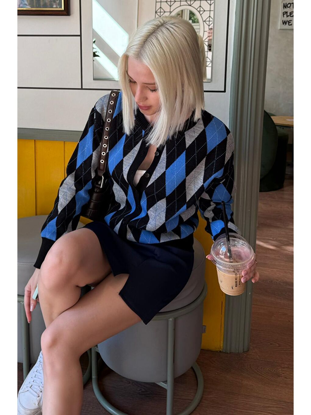 Siyah Baklava Desenli Bisiklet Yaka Kadın Hırka Mg2496-6