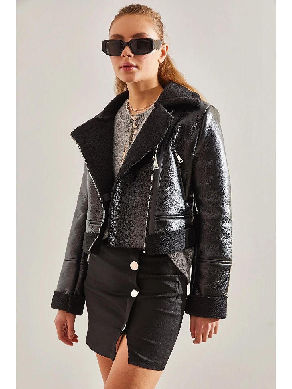 Siyah Kadın Kruvaze Yaka Deri Mont