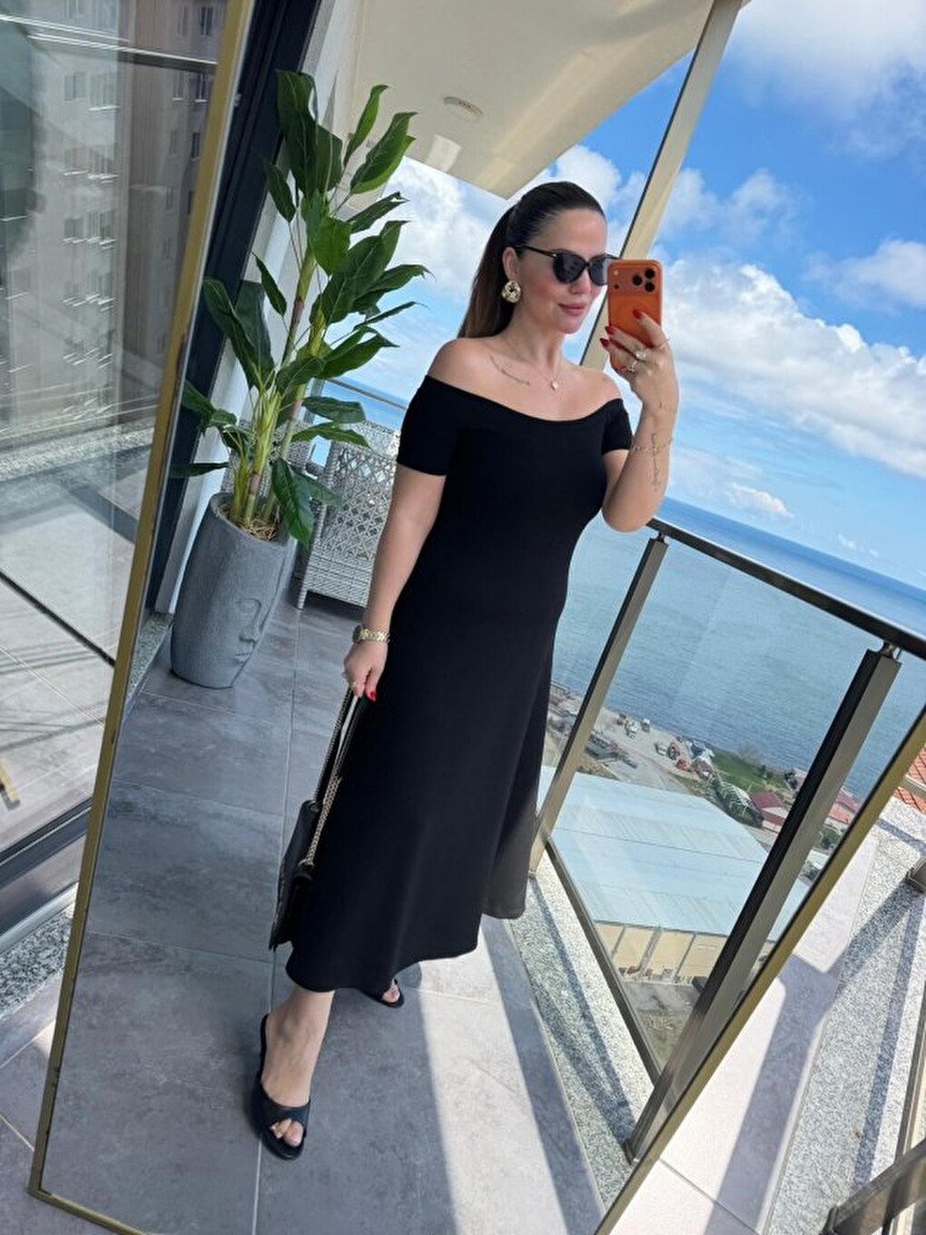 Siyah Kadın Madonna Yaka Midi Boy Modal Elbise-4