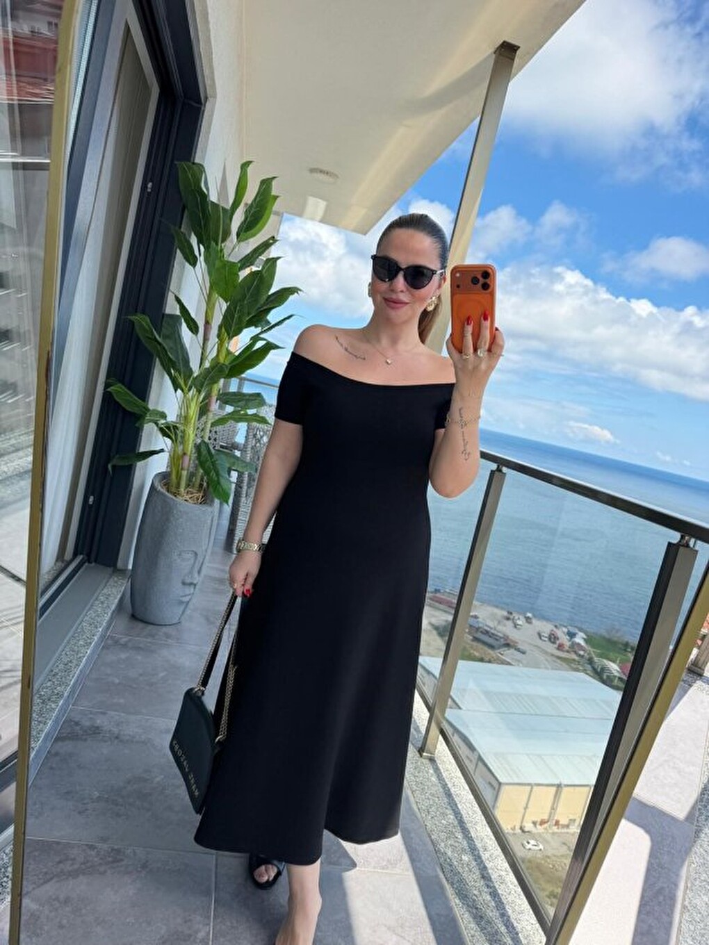 Siyah Kadın Madonna Yaka Midi Boy Modal Elbise-5