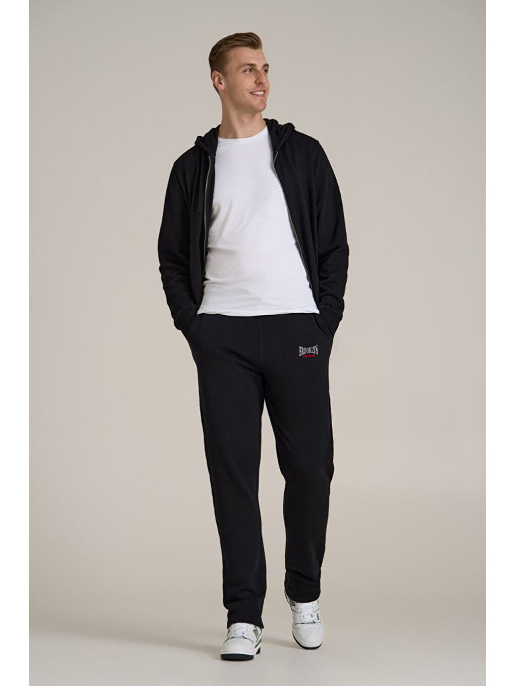 Siyah Regular Fit  Brrooklyn Baskılı İnce Erkek Büyük Beden Eşofman Altı SPR25EA02