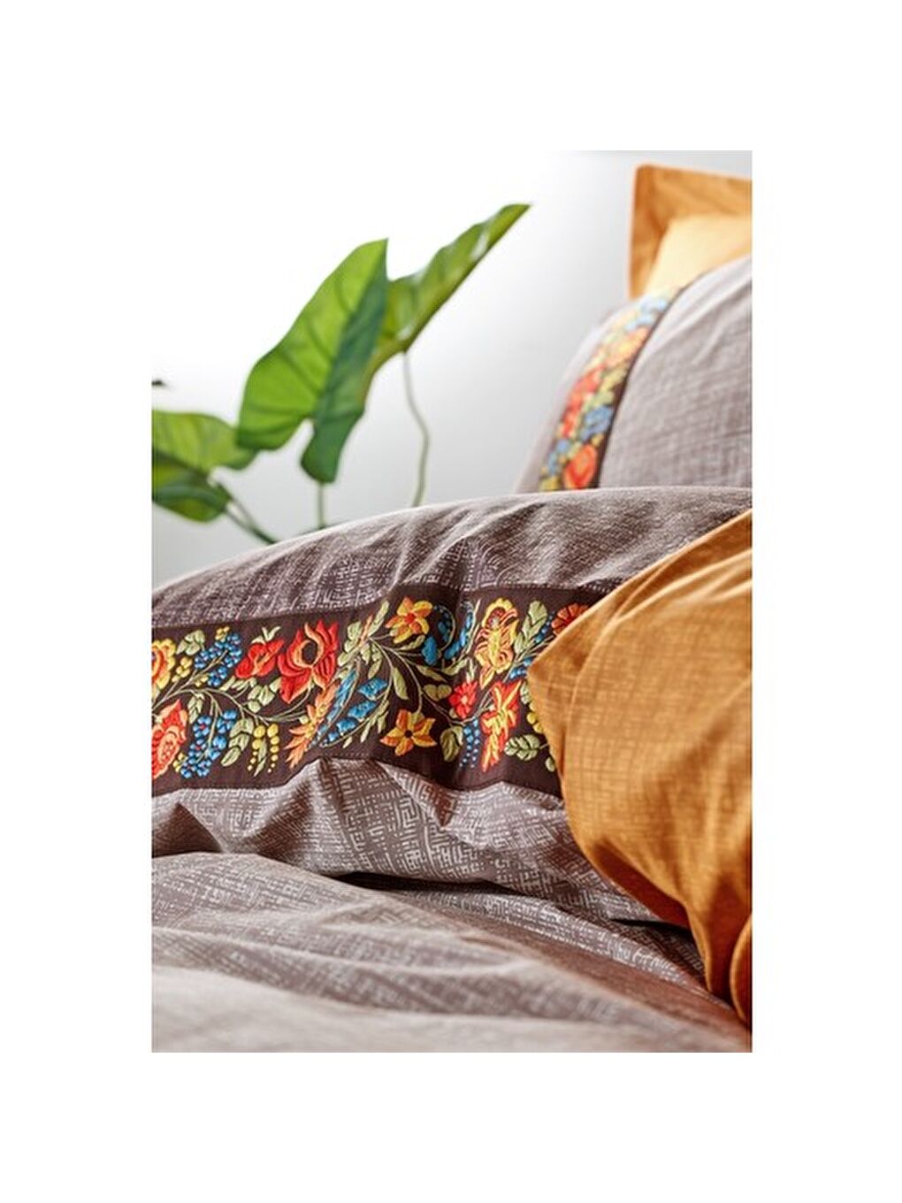 Karışık Pamuk Box Folk Ark Çift Kişilik Nevresim Takımı  Vizon-1