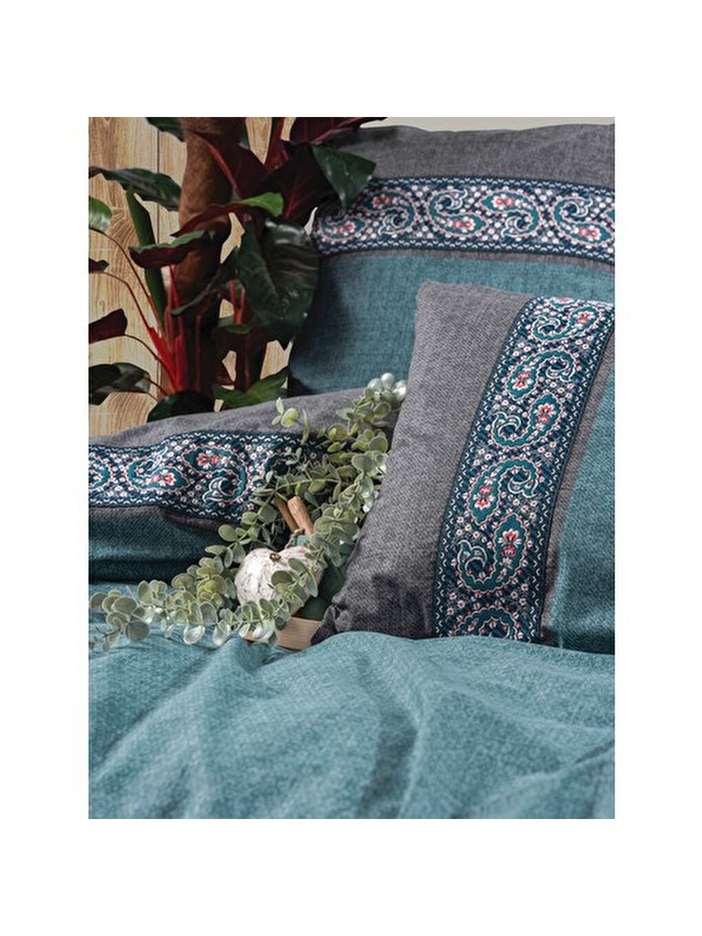 Karışık Pamuk Box Folk Ark Çift Kişilik Nevresim Takımı Erna Petrol-1