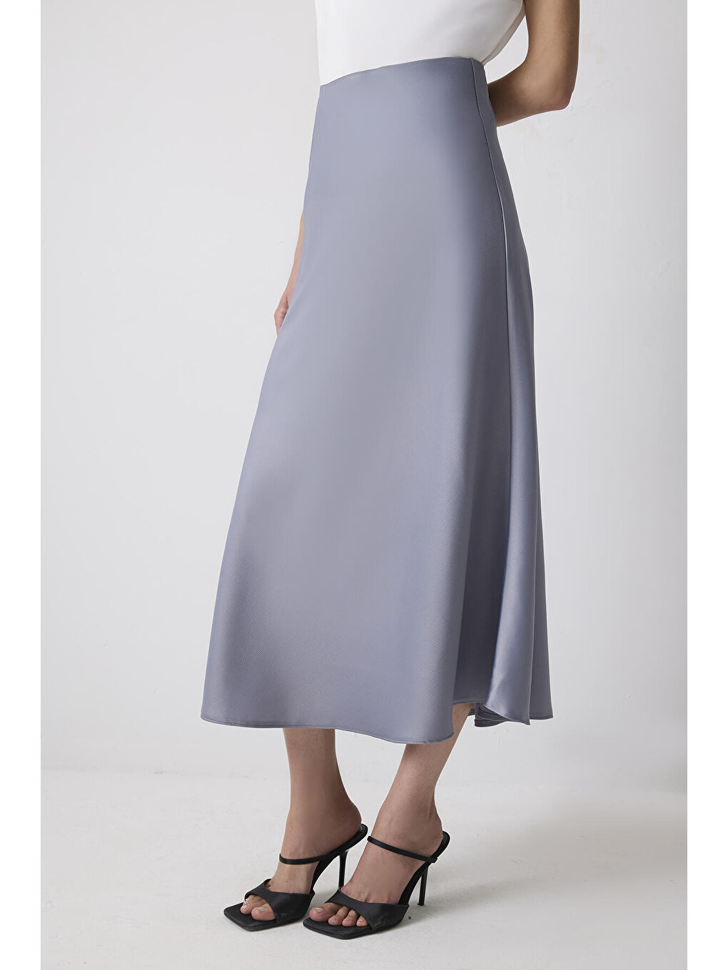 Gri Basıc Saten Etek-1