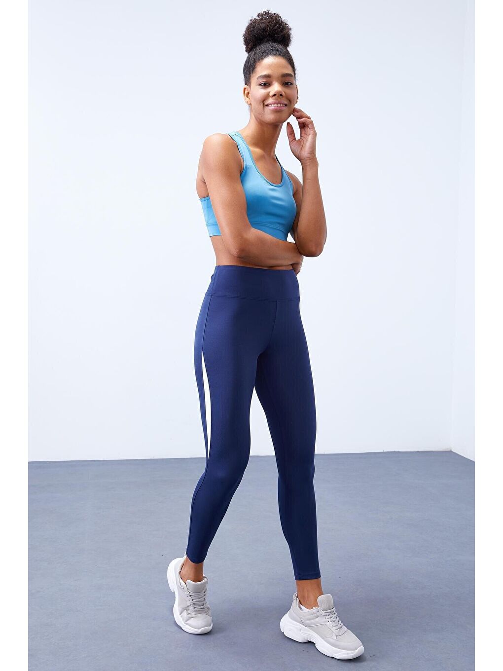 İndigo Yarım Şerit Detaylı Yüksek Bel Slim Fit Kadın Tayt  - 94609-4