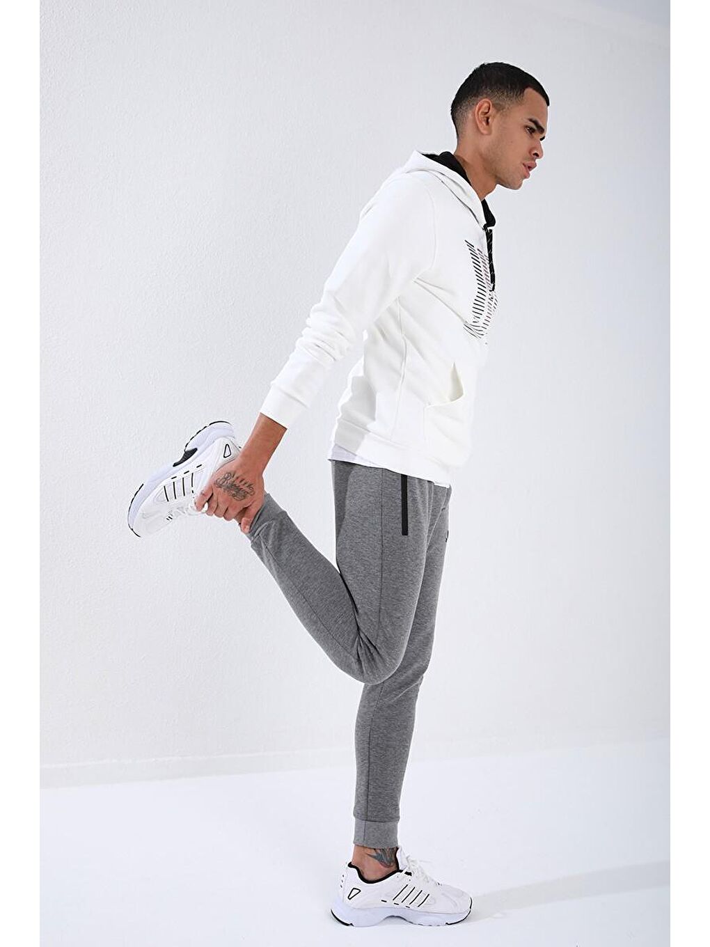 Gri Melanj Ters Fermuarlı Standart Kalıp Manşetli Erkek Eşofman Alt - 84702-3