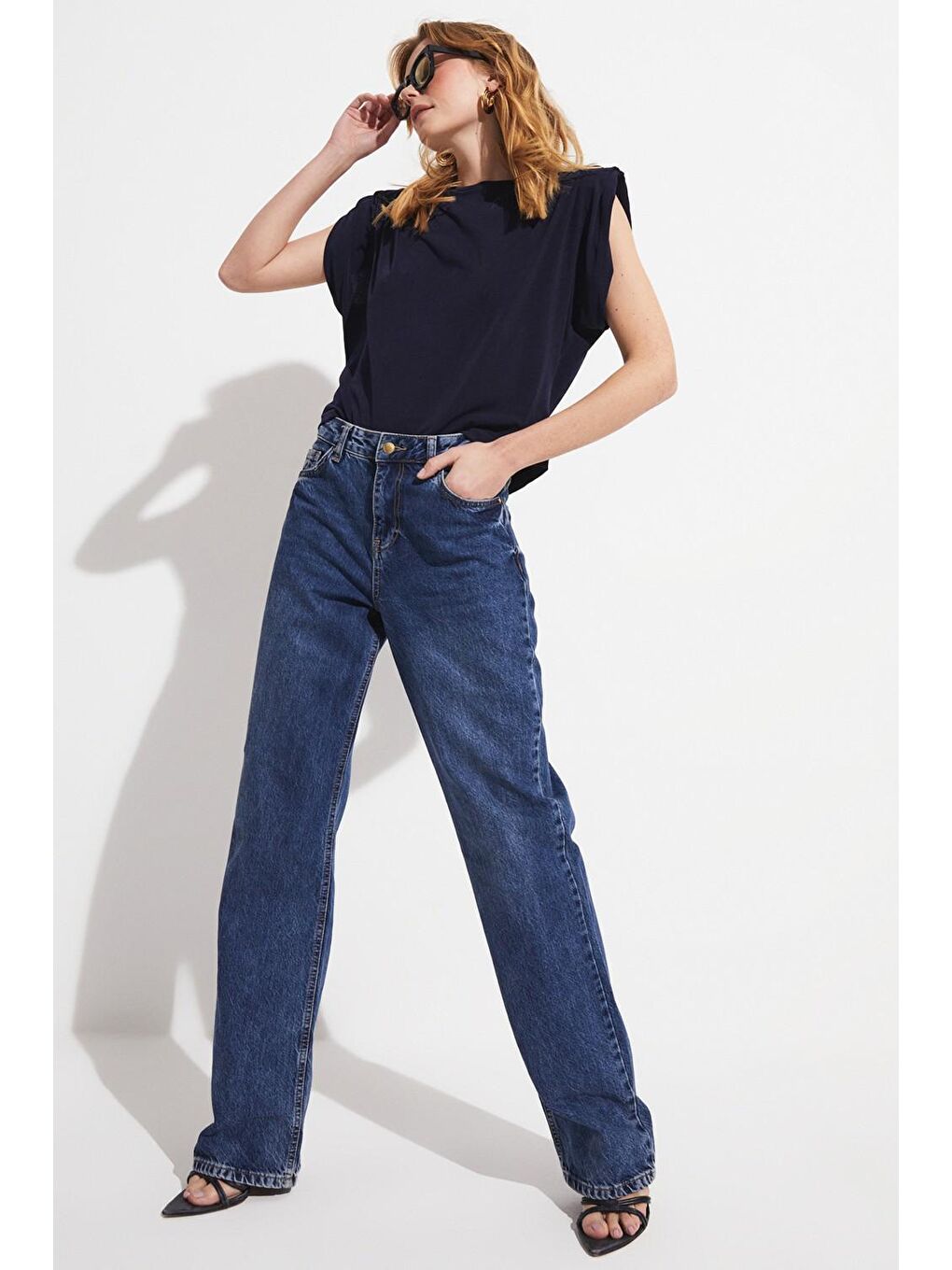 Lacivert Kadın Normal Kalıp Bisiklet Yaka Kol Detaylı Örme Bluz-1