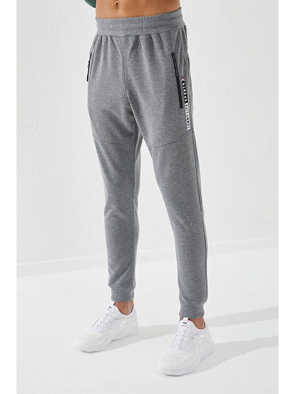 Gri Melanj Fermuar Cepli Nakış Detaylı Dar Kalıp Jogger Erkek Eşofman Alt - 84783-4