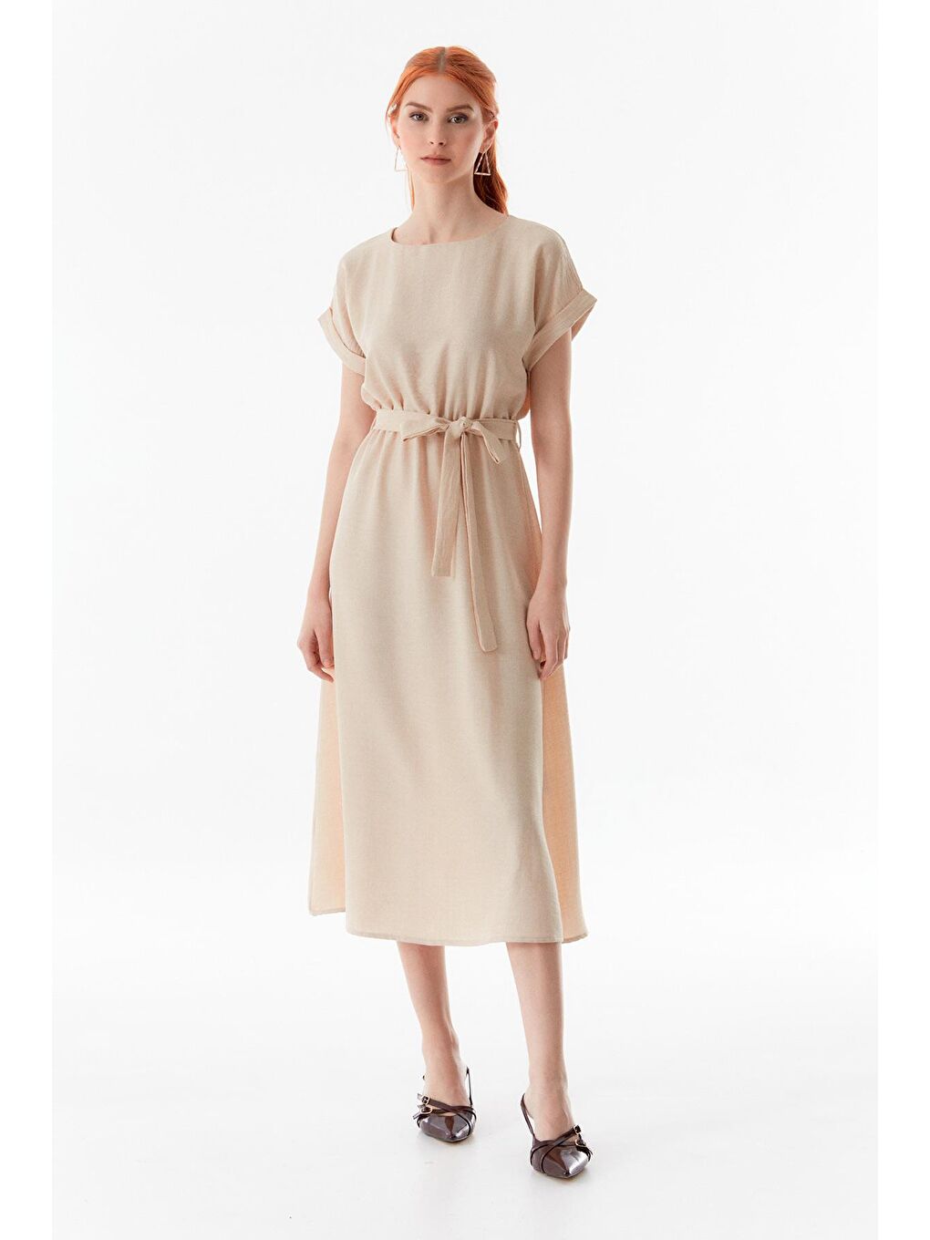 Bej Basic Beli Kuşaklı Elbise