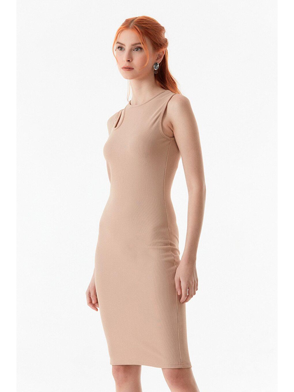 Bej Fitilli Omuz Pencereli Elbise-4