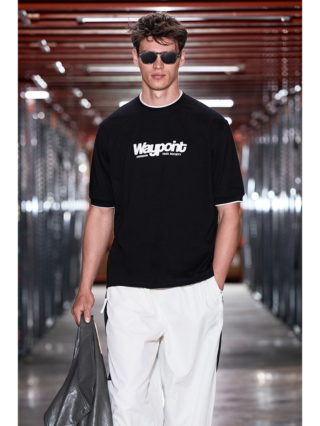 Rough Erkek %100 Organik Pamuklu Kontrast Biyeli Baskı Detaylı Regular Fit Siyah T-shirt-4
