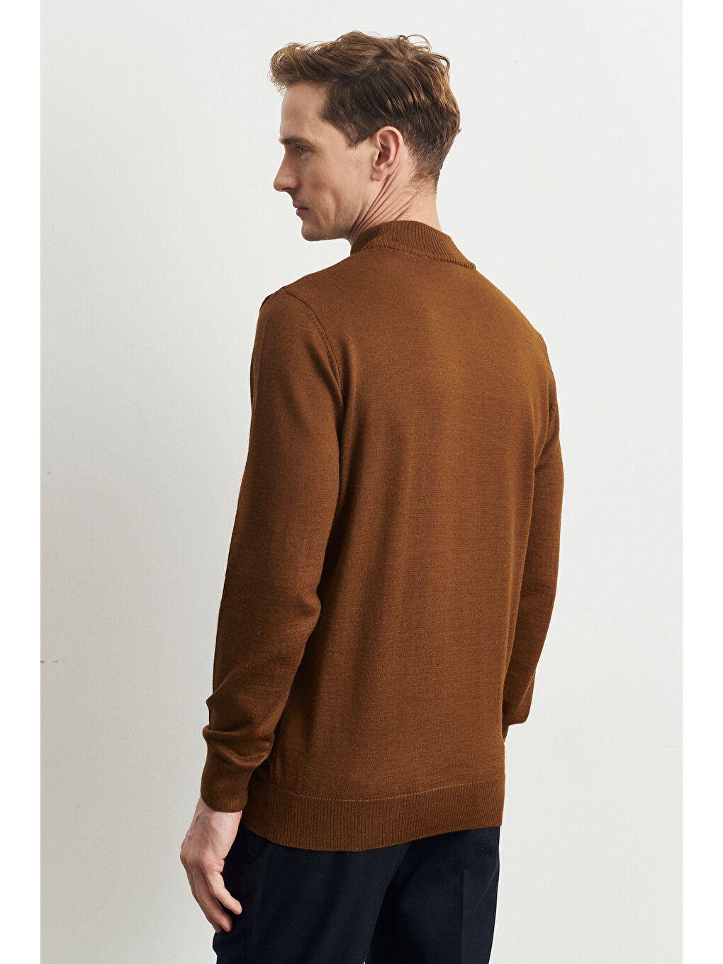 Kahverengi Erkek Tarçın Standart Fit Normal Kesim Yarım Balıkçı Yaka Yünlü Triko-4