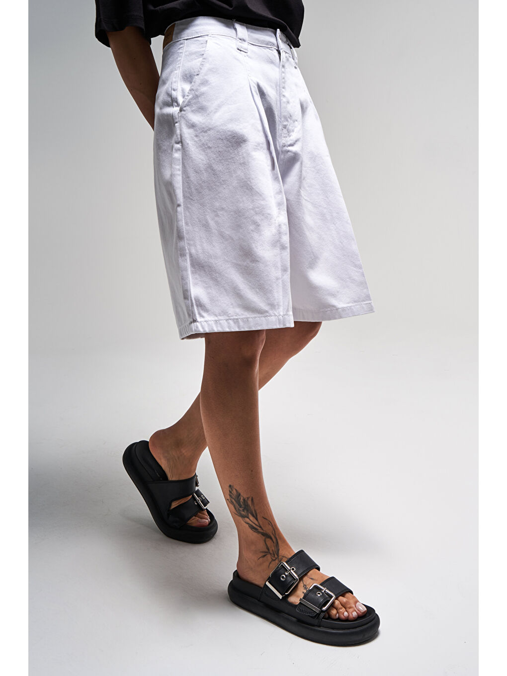 Kadın Beyaz Renk 5s5 2 Skater Fit Maxi Boy  100 Pamuk Bol Kesim Denim Bermuda Şort-2